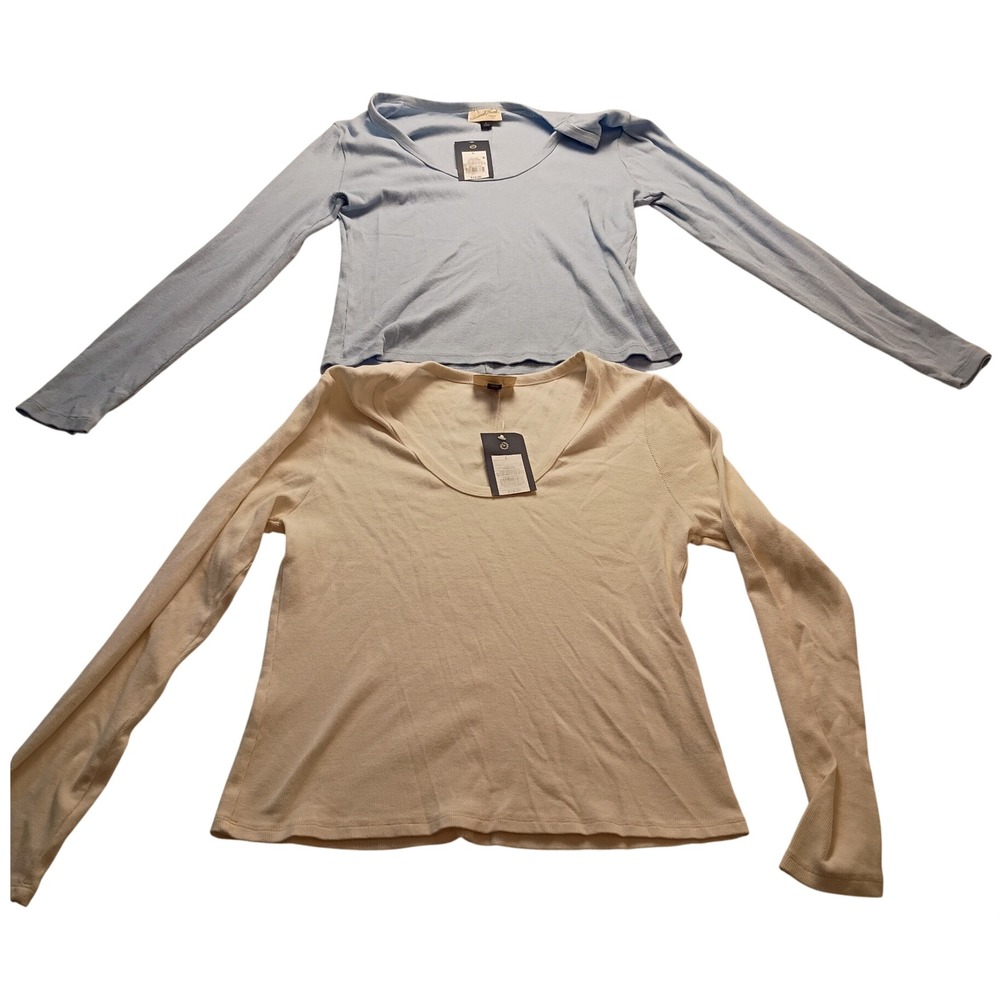Universal Thread Top Women's Ribbed Scoop Neck Long Sleeve Tee Cream Blue L NWT